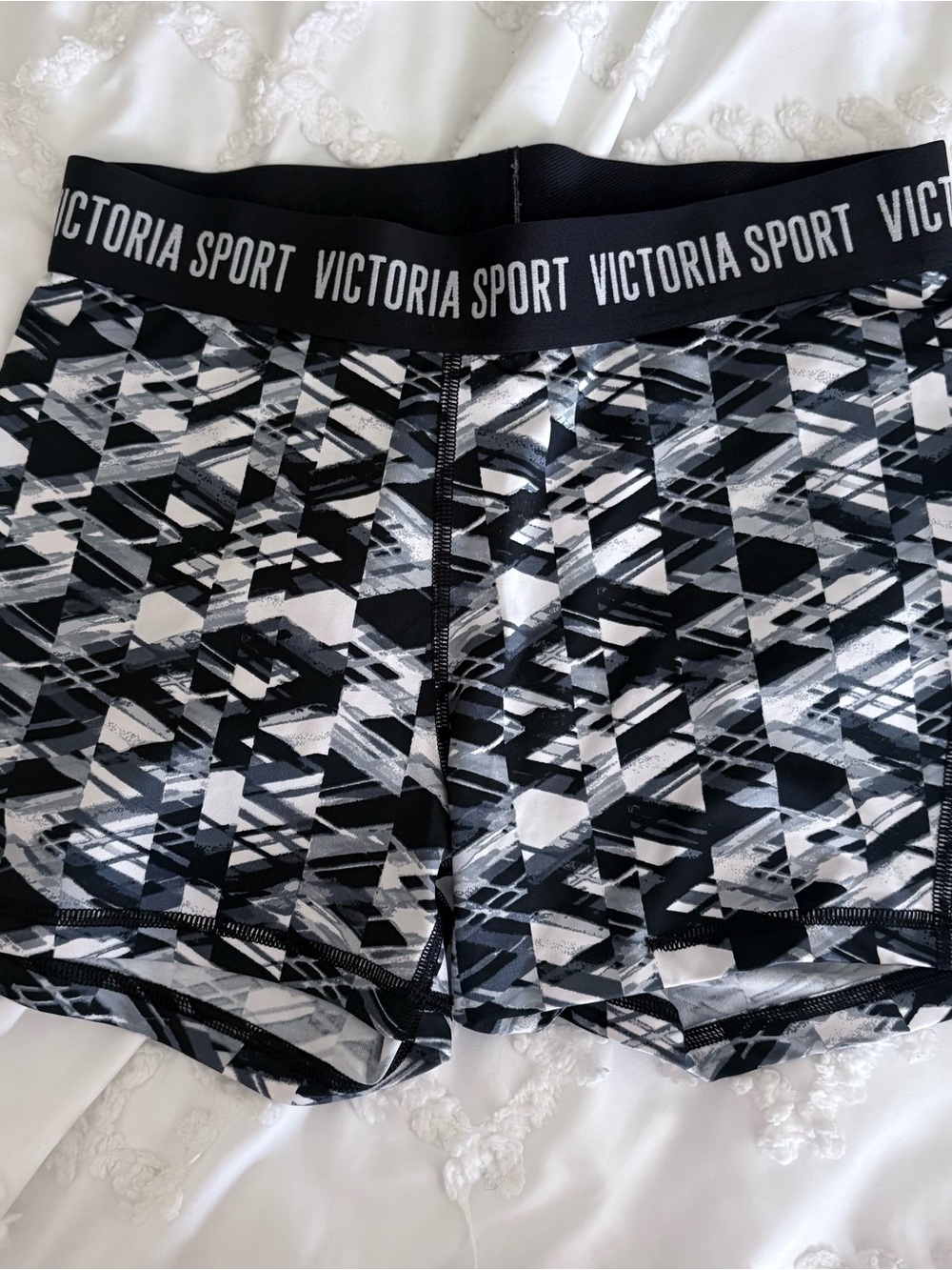 Victoria's Secret Victoria Sport Black & White Geometric Athletic Shorts